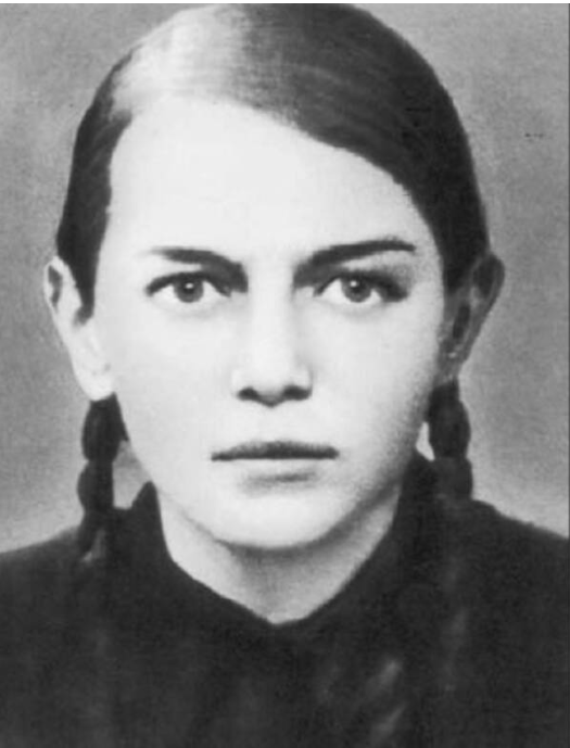 Zinaida Portnova was a typical teenager in Belarus