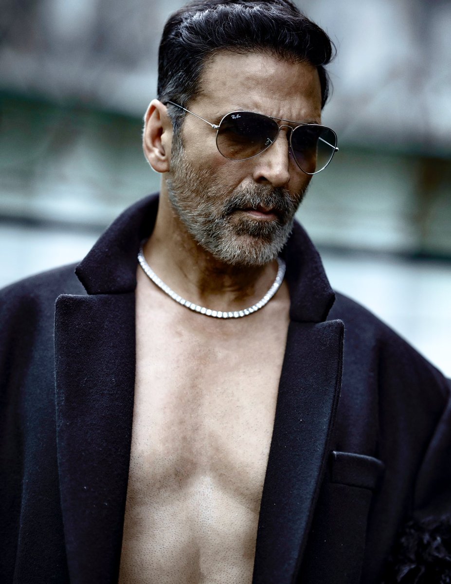 Akshay comes from heaven to the audience World Brief