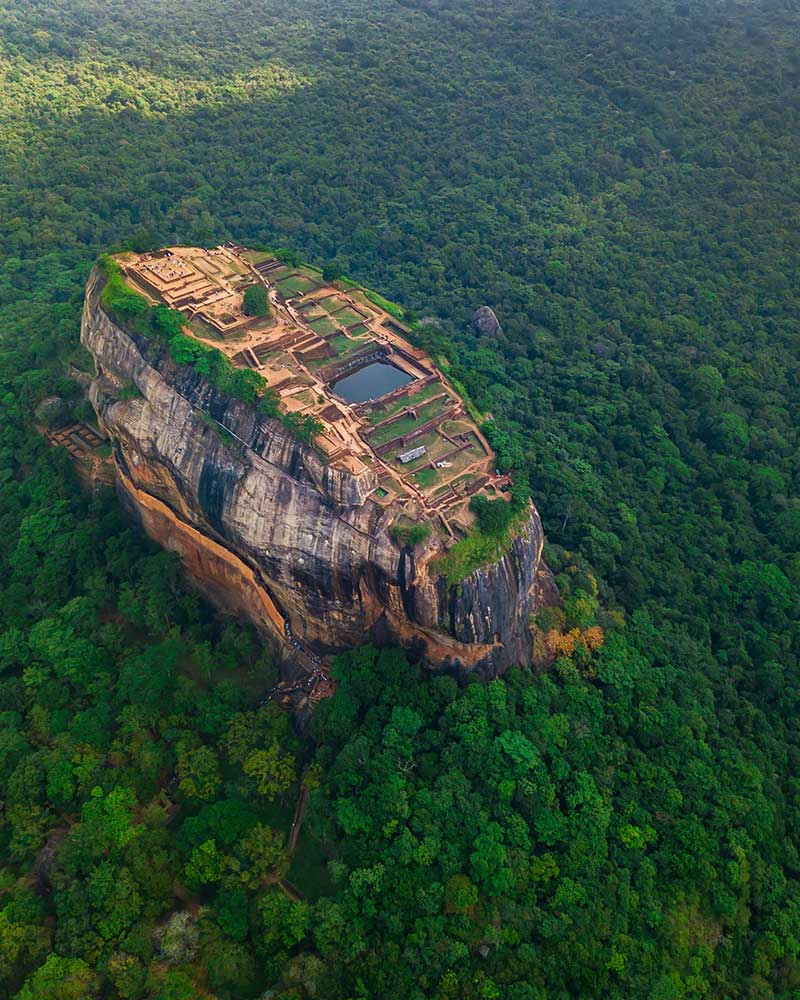 Sigiriya Rock Fortress 800