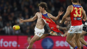 Deven Robertsons torn Brisbane guernsey